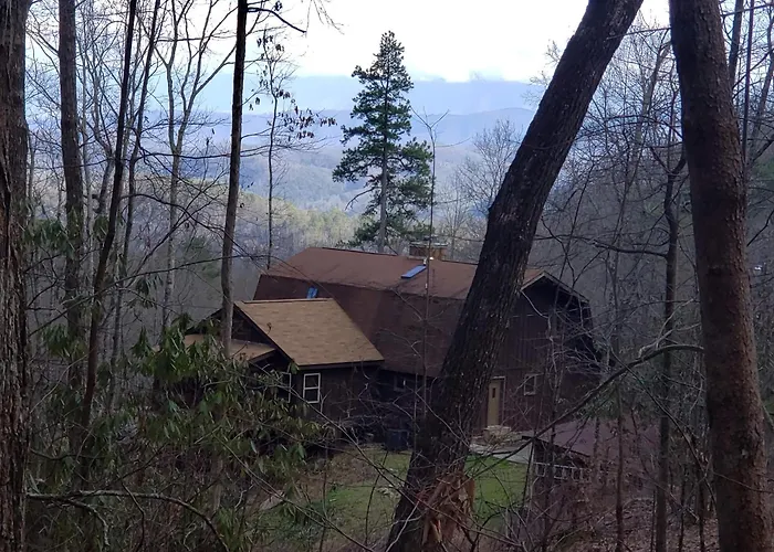 Lazy Bear Cabin