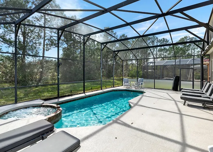 Gorgeous Davenport 5 Bed Villa With Pool Hot Tub