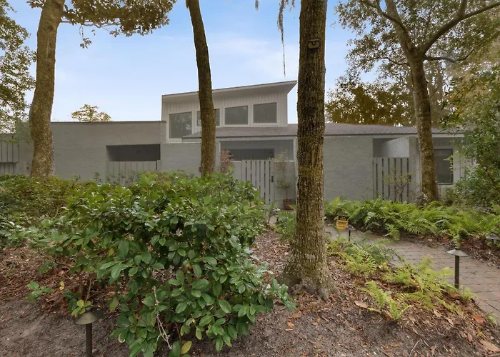 3104 Marsh View