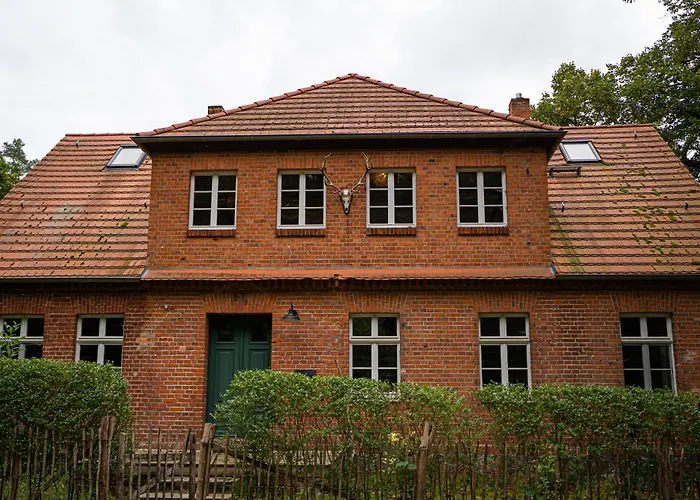 Wald- Und Seeidyll Im Historischen Forsthaus