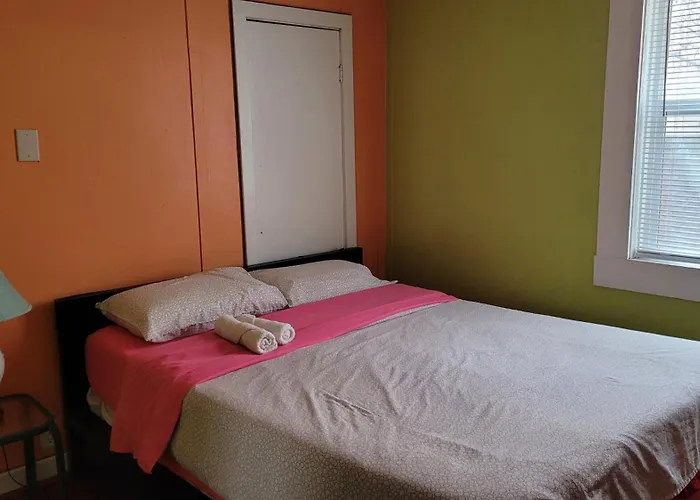 Yosemite International Hostel