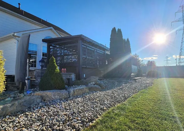 Staycation Oasis! A Unique Experience! Heated Pool Open Until November 1St