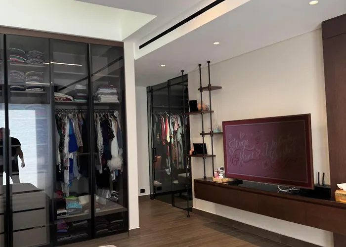 Dabouq Luxurious Penthouse