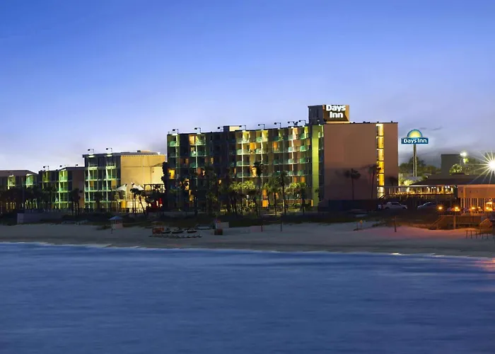 Days Inn By Wyndham Beachfront Resort