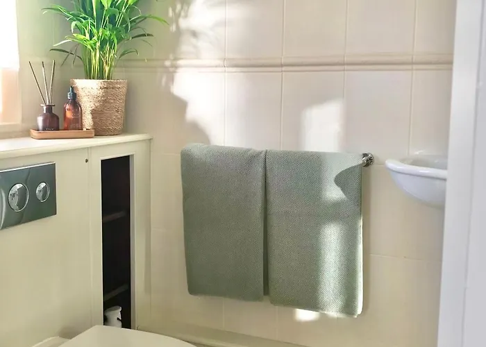 Waterfront Chic Studio