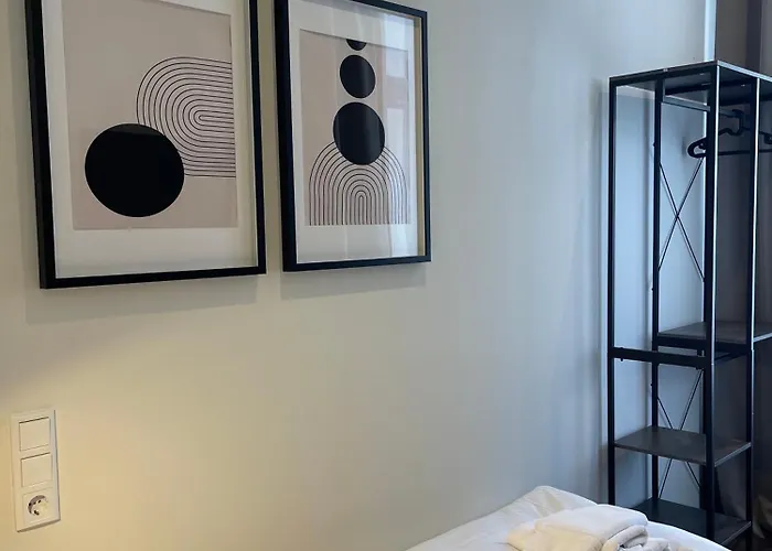 Motel Blue - Minimalist Boutique Hotel