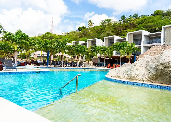  Ritz Village (Adults Only)
