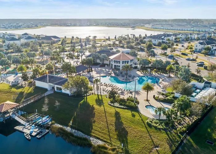 Fabulous Villas 5 Minutes Away From Disney!
