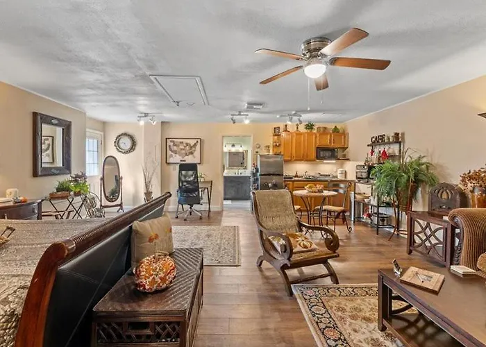 College Park Oasis: Quiet Retreat Near Orlando Attractions