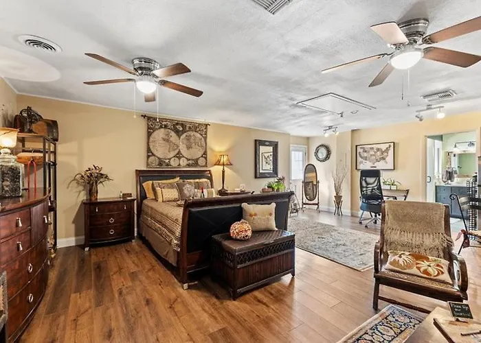 College Park Oasis: Quiet Retreat Near Orlando Attractions