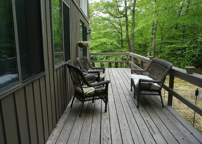 6Bd 3Ba - Mount Snow Vt - Ski-Back Trail - Shuttle