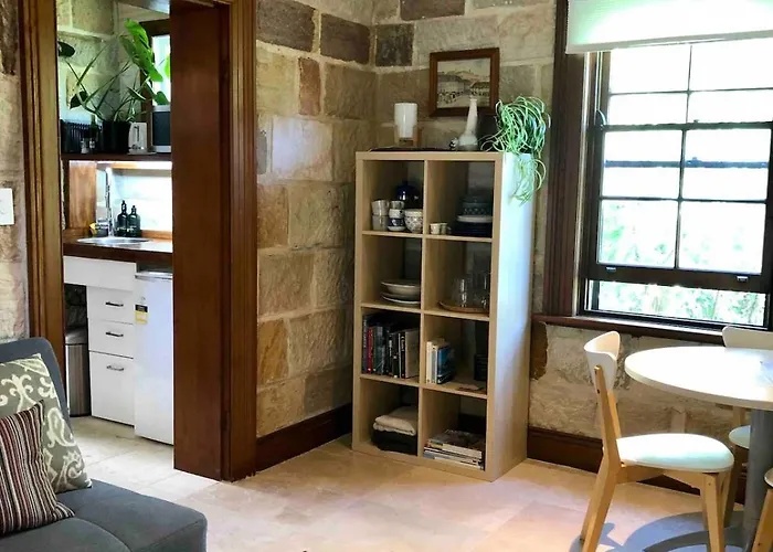Stone 1Bedroom Cottage