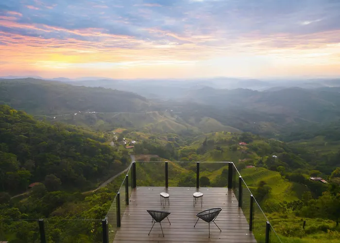 Vacation rental: Amalu Luxury View Cabins