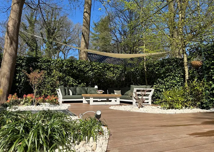 Berg En Bos Suite Apeldoorn Met Luxe Jacuzzi