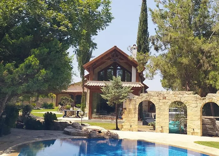 Stone Garden Oasis Cottage