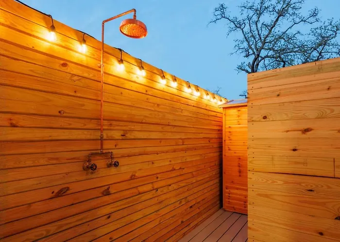 Secluded Luxury Couples Cabin Sauna Pool