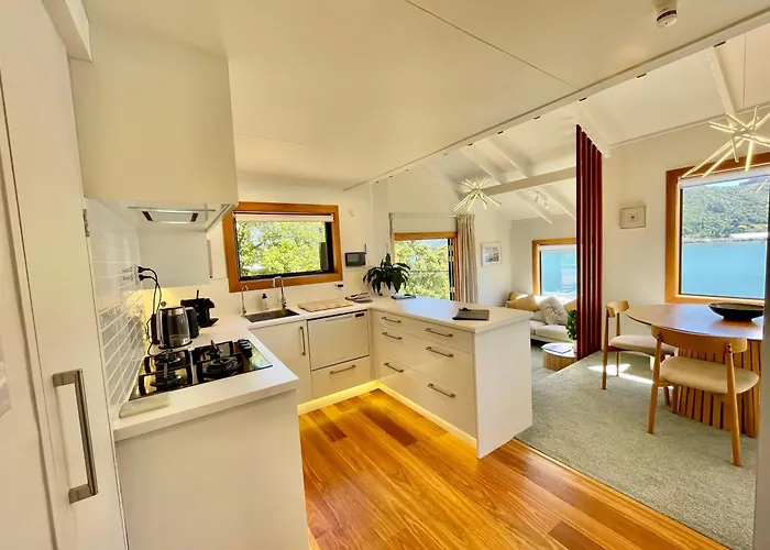 The Cove Cabin - Your Quiet Escape