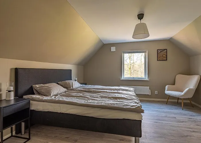 Nyrenoverad Villa Med Spabad I Moerrum
