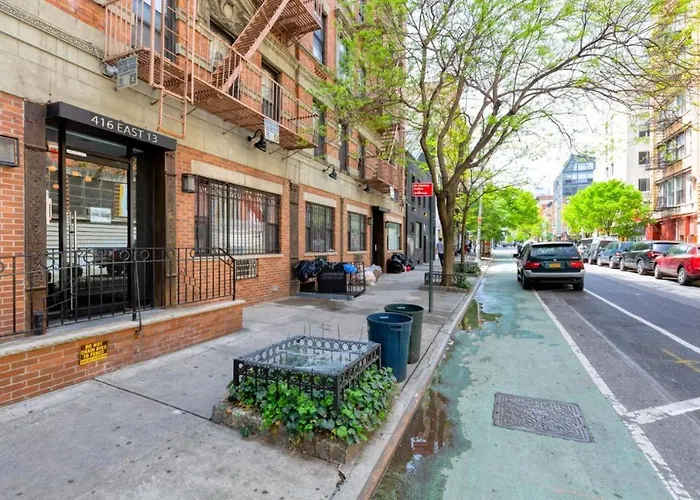 Lovely Room At 3 Bedroom Apt At The Heart Of East Village