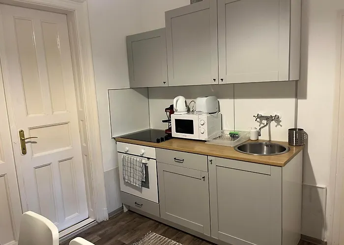 Idill Apartmanhaz B&B