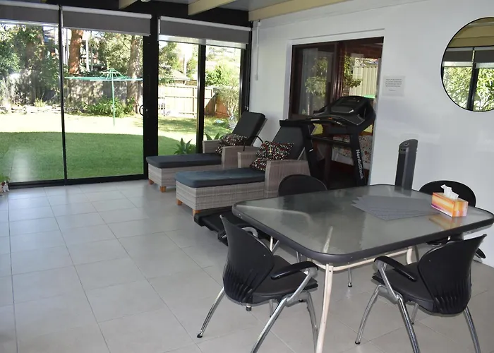Carlingford Garden Hideaway-Entirely Private