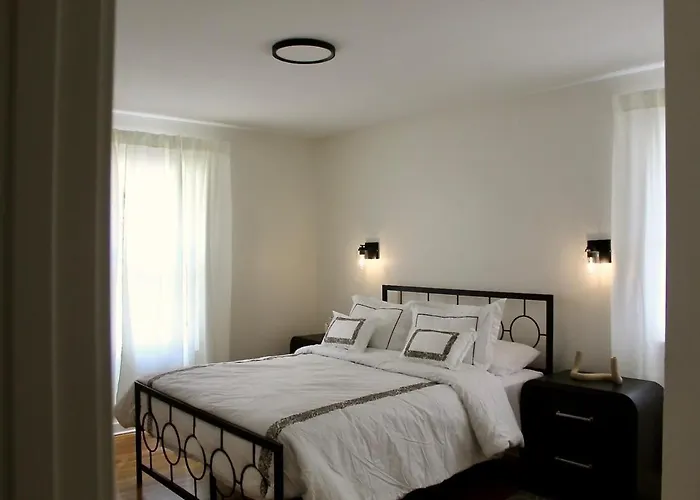Chic Escape Near Mall Of America