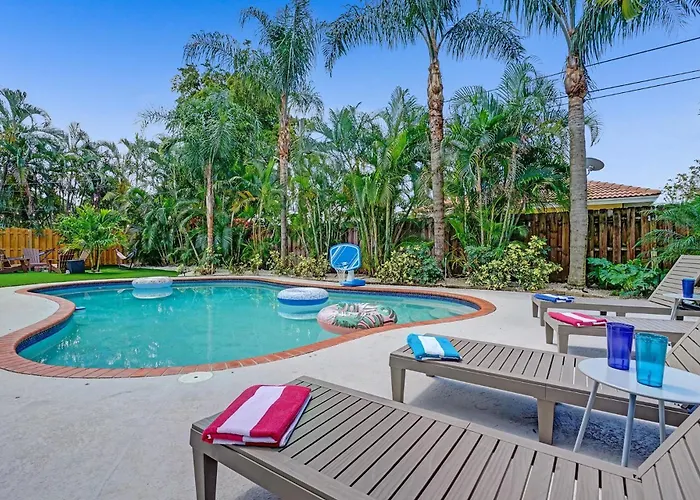 Modern House W Heated Pool Game Room