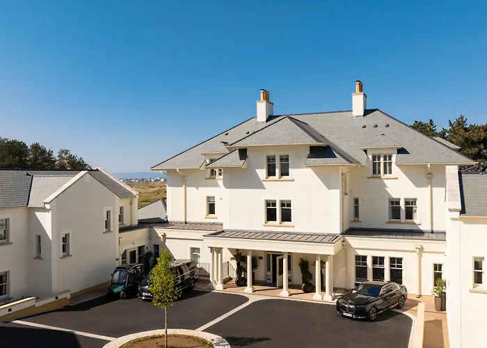 5 star hotels Dunluce Lodge - Small Luxury s Of The World