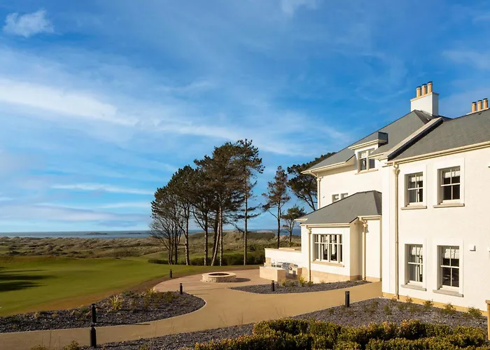 5 star hotels Dunluce Lodge - Small Luxury s Of The World