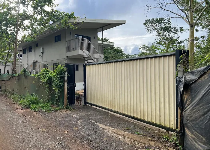 Pura Vida Jungle Retreat - Montezuma