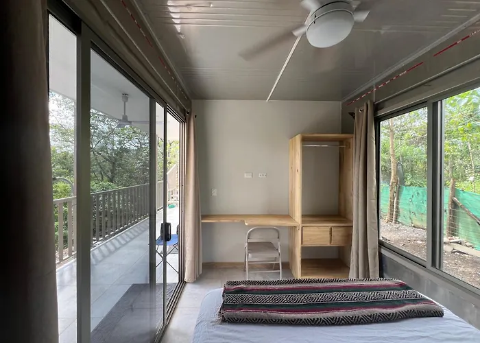 Pura Vida Jungle Retreat - Montezuma