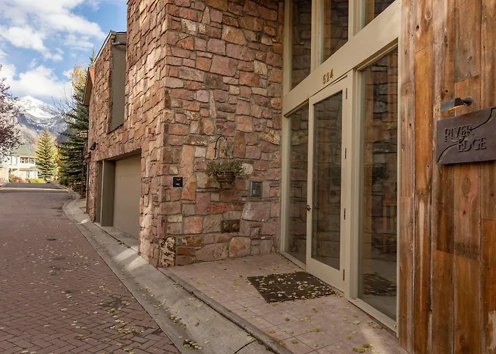 Rivers Edge Retreat By Exceptional Stays
