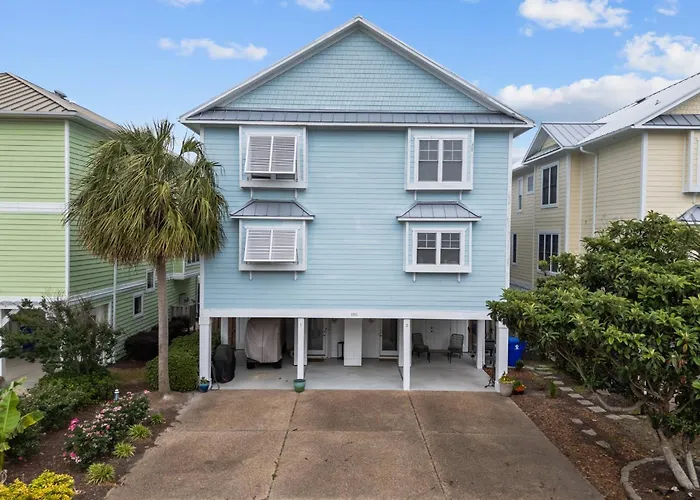 Steps To The Sand In Carolina Beach Sleeps 10 Villa