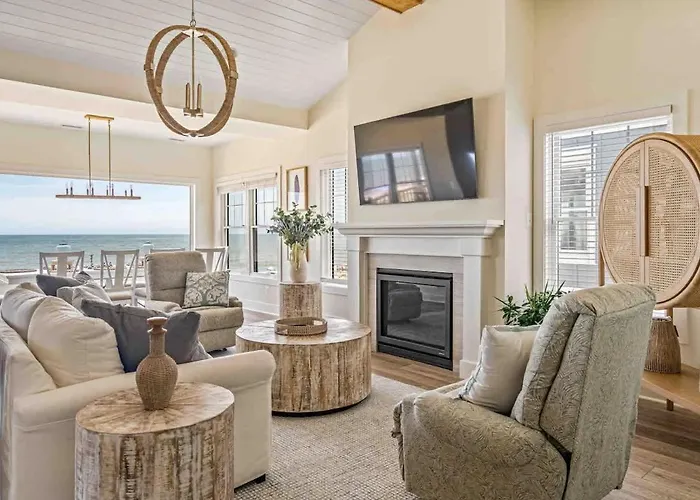 Luxury Home Beach Front