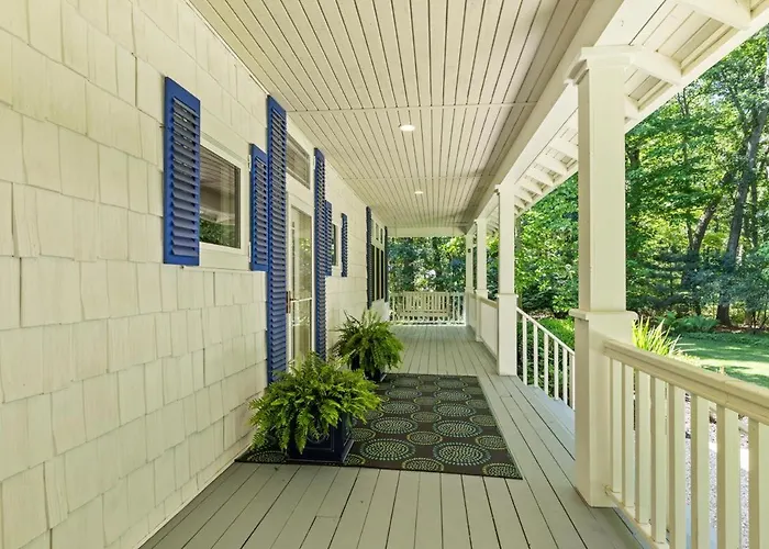 Private Beautiful Surrounding Hot Tub Mins To Saug