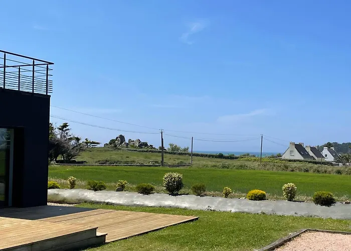 Ty Marie Neiz Vran - Villa vue mer, 80 mètres de la plage Kerlouan