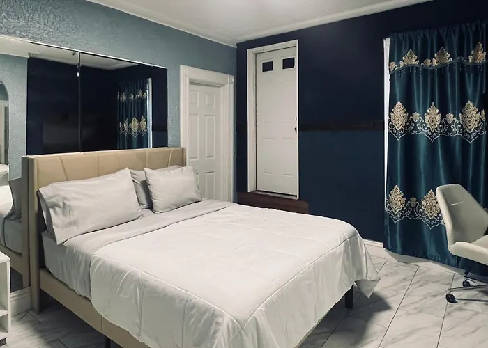 3 Bedrooms In 2Nd Floor Modern Brooklyn Home, Close To J Train
