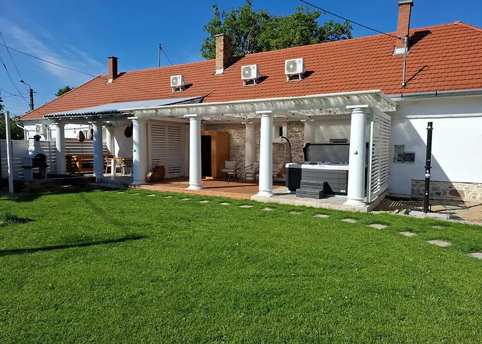 Oereg Malom Apartmanhaz