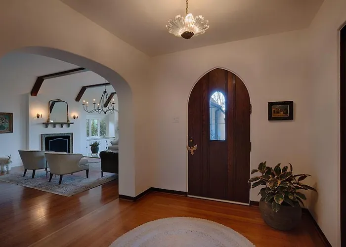 Timeless Elegance-5Br 1930S Home
