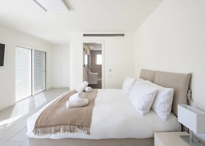 Carmelo M Sea View Villa