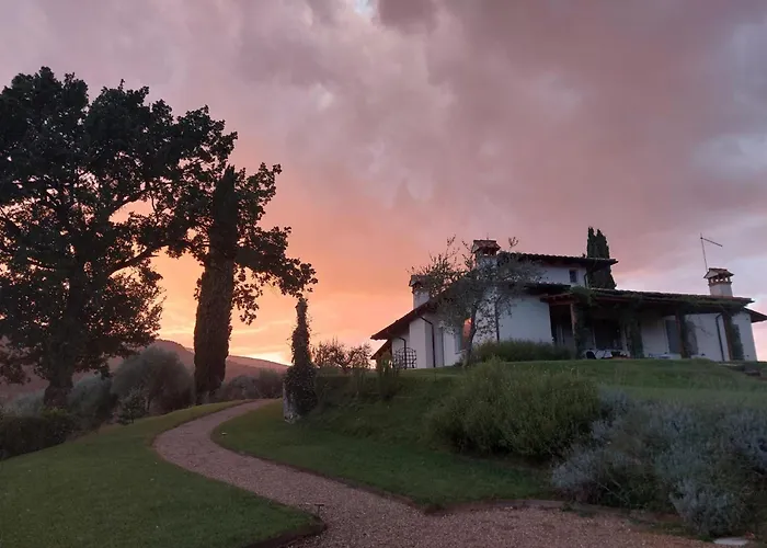 Il Poggio - Luxury Villa In Tuscany