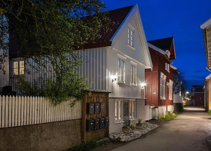 Idylliske Nordbyen - Brygga I Tonsberg