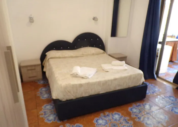 Nuova Aurora Rent Rooms