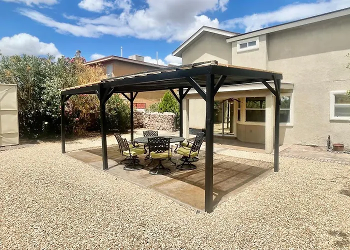 Rare To Find A Desert Jewel, West Side, 3 Bedrooms