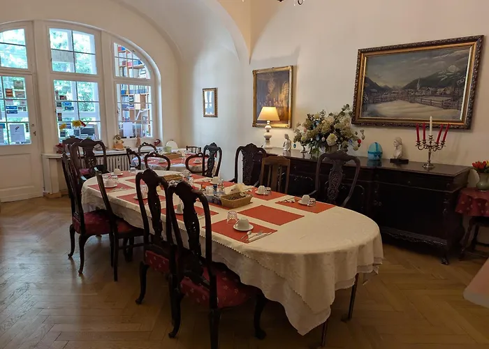 Hotel Pension Waizenegger Am Kurfuerstendamm
