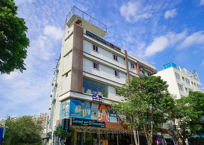 Open Hotel By Olive - The Emerald Inn