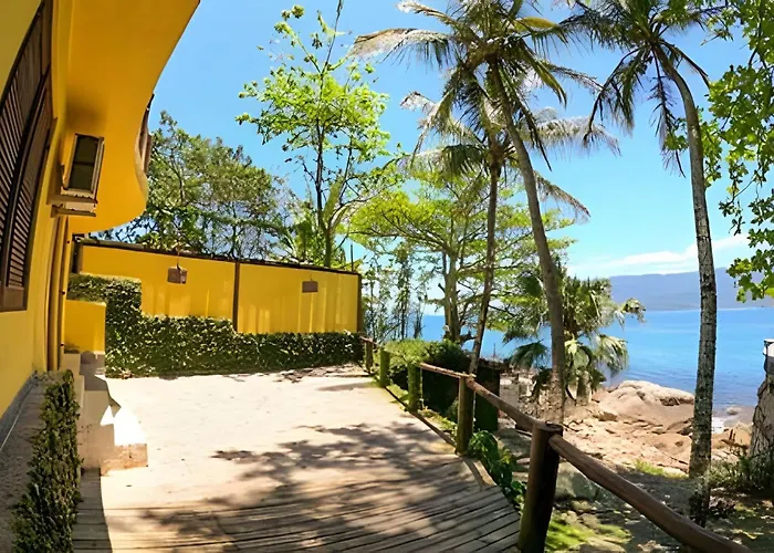 Hotel de praia: Casa Janaina Ilhabela