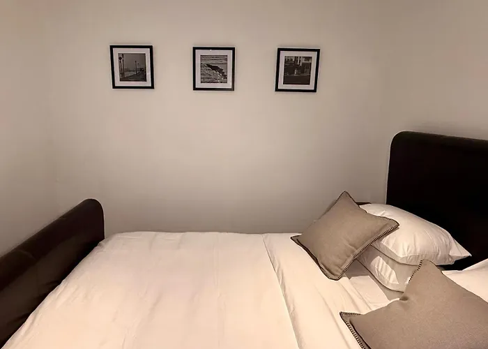 No4 Lilliput - Sandton Executive Guest House