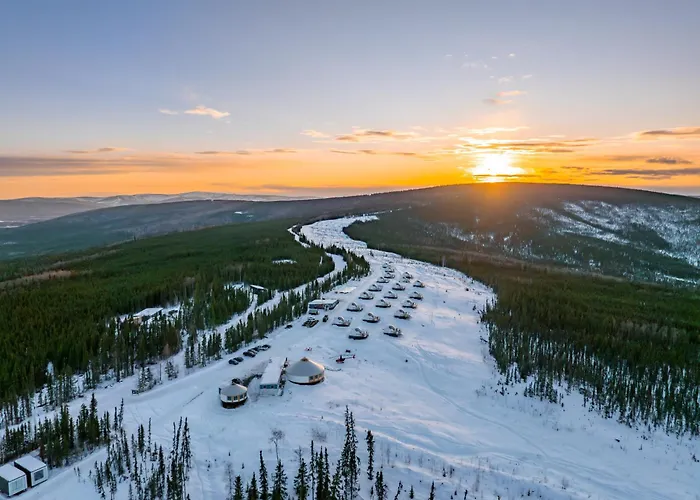Borealis Basecamp