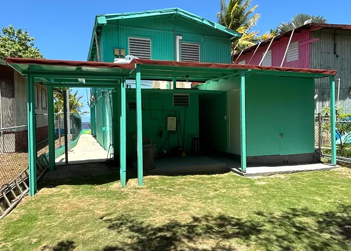 Mami Ana Beach House, The Oceanfront Rest Hideaway !